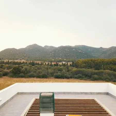 Serene Sardinian Escape アパート Porto Columbu - Perd'e Sali